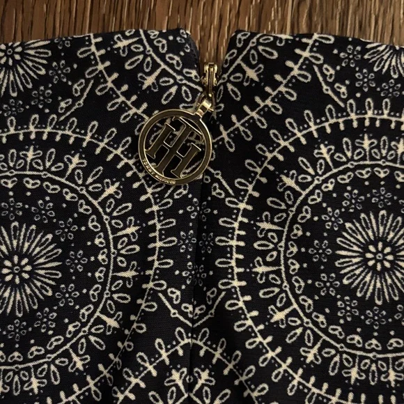 Tommy Hilfiger Bell Sleeve Blue Patterned Dress - Picture 5 of 6